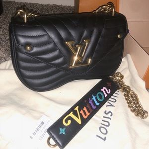 LOUIS VUITTON NEW WAVE CHAIN BAG PM BLACK NIOR